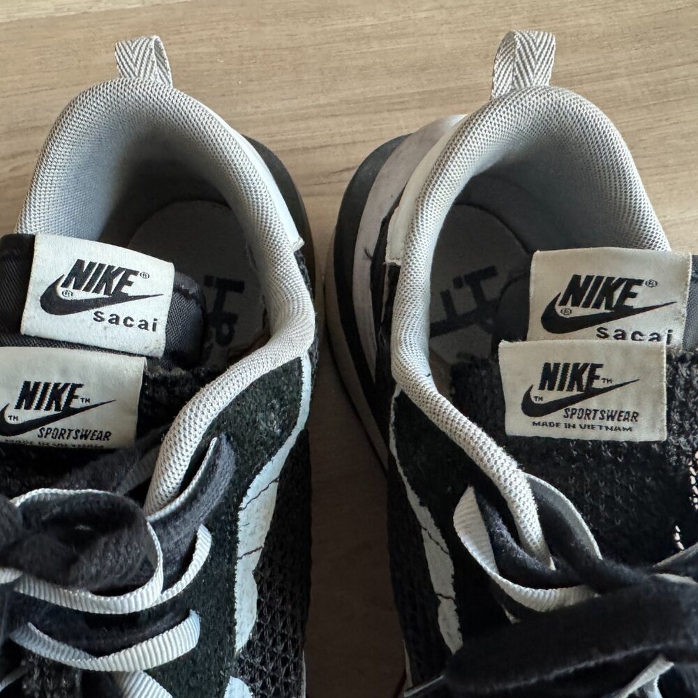 Nike sacai x VaporWaffle 'Black White' Men's Size 13 Sneakers - Picture 4 of 9